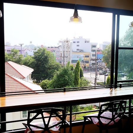 Green House At Trang Guesthouse Екстериор снимка