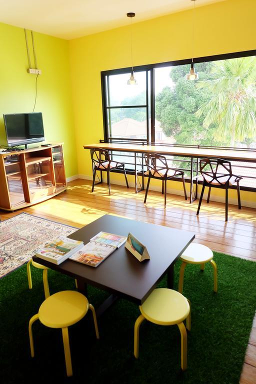 Green House At Trang Guesthouse Екстериор снимка
